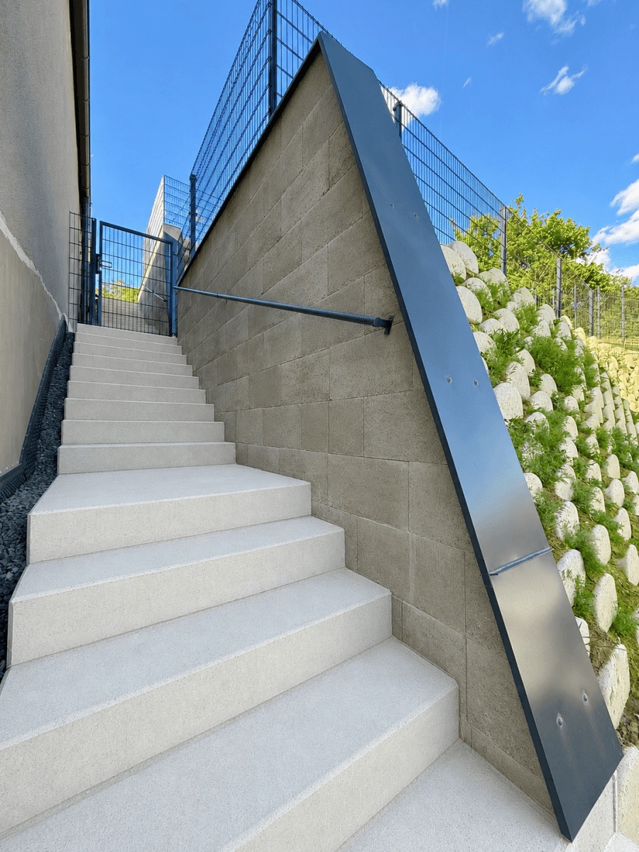 Predaj domu 60 m², pozemek 1.600 m², Velatice, Jihomoravský kraj Predaj domu 60 m², pozemek 1.600 m², Velatice, Jihomoravský kraj