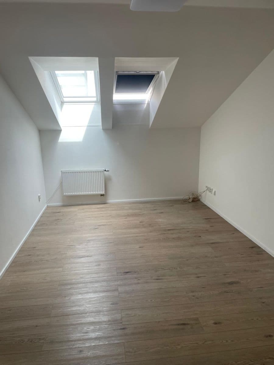 Prenájom bytu 2-izbový 54 m², Pechova, Brno, Jihomoravský kraj Prenájom bytu 2-izbový 54 m², Pechova, Brno, Jihomoravský kraj