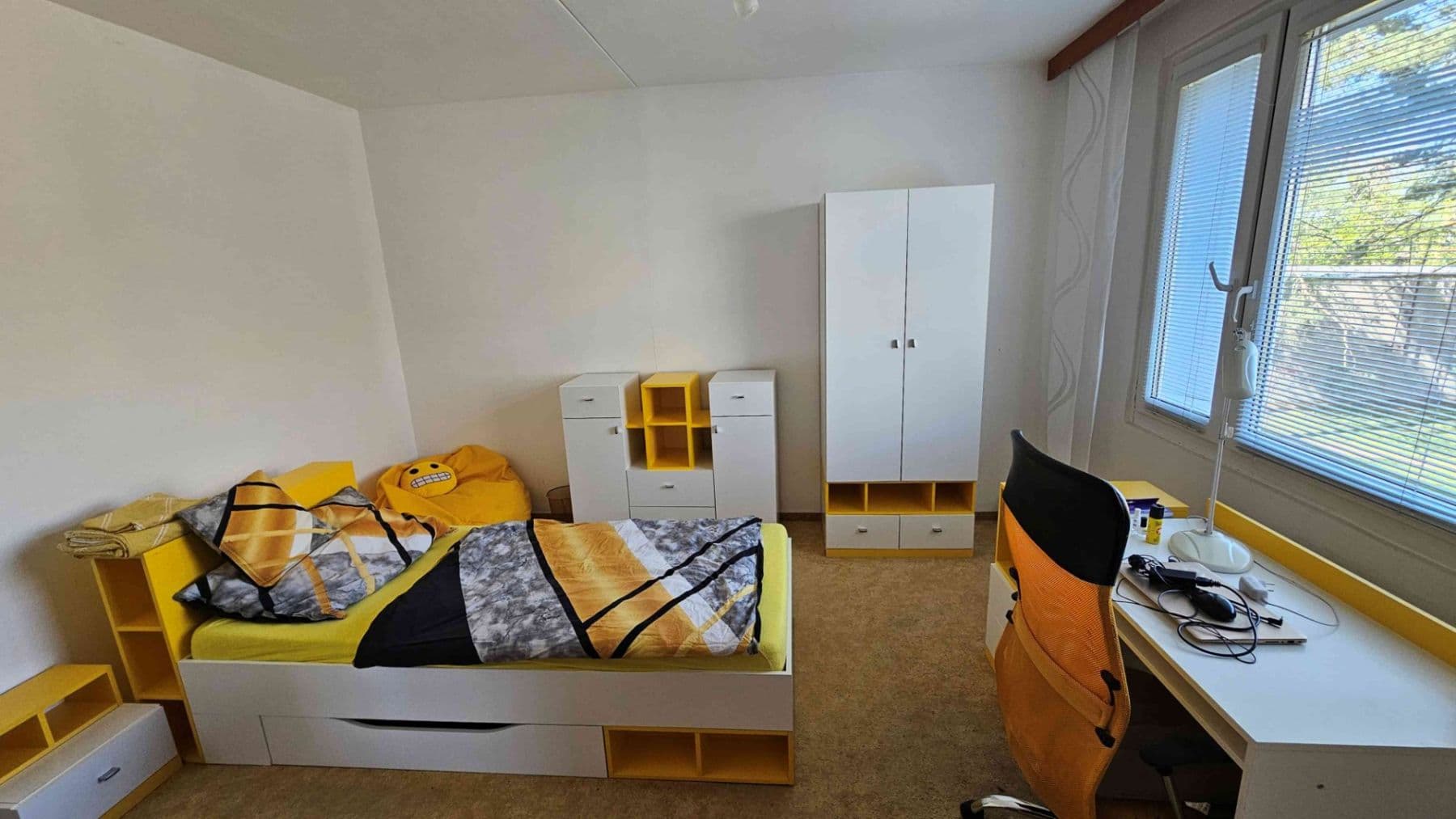 Prenájom bytu 3-izbový 86 m², Truhlářská, Hradec Králové, Královéhradecký kraj Prenájom bytu 3-izbový 86 m², Truhlářská, Hradec Králové, Královéhradecký kraj