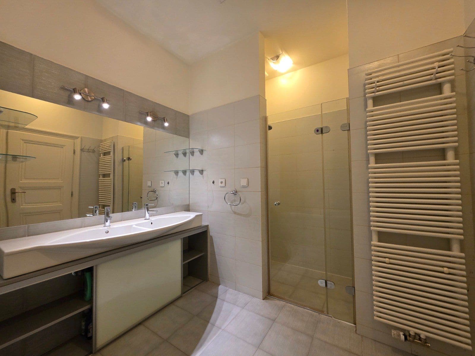 Prenájom bytu 125 m², Pod Slovany, Praha, Praha Prenájom bytu 125 m², Pod Slovany, Praha, Praha