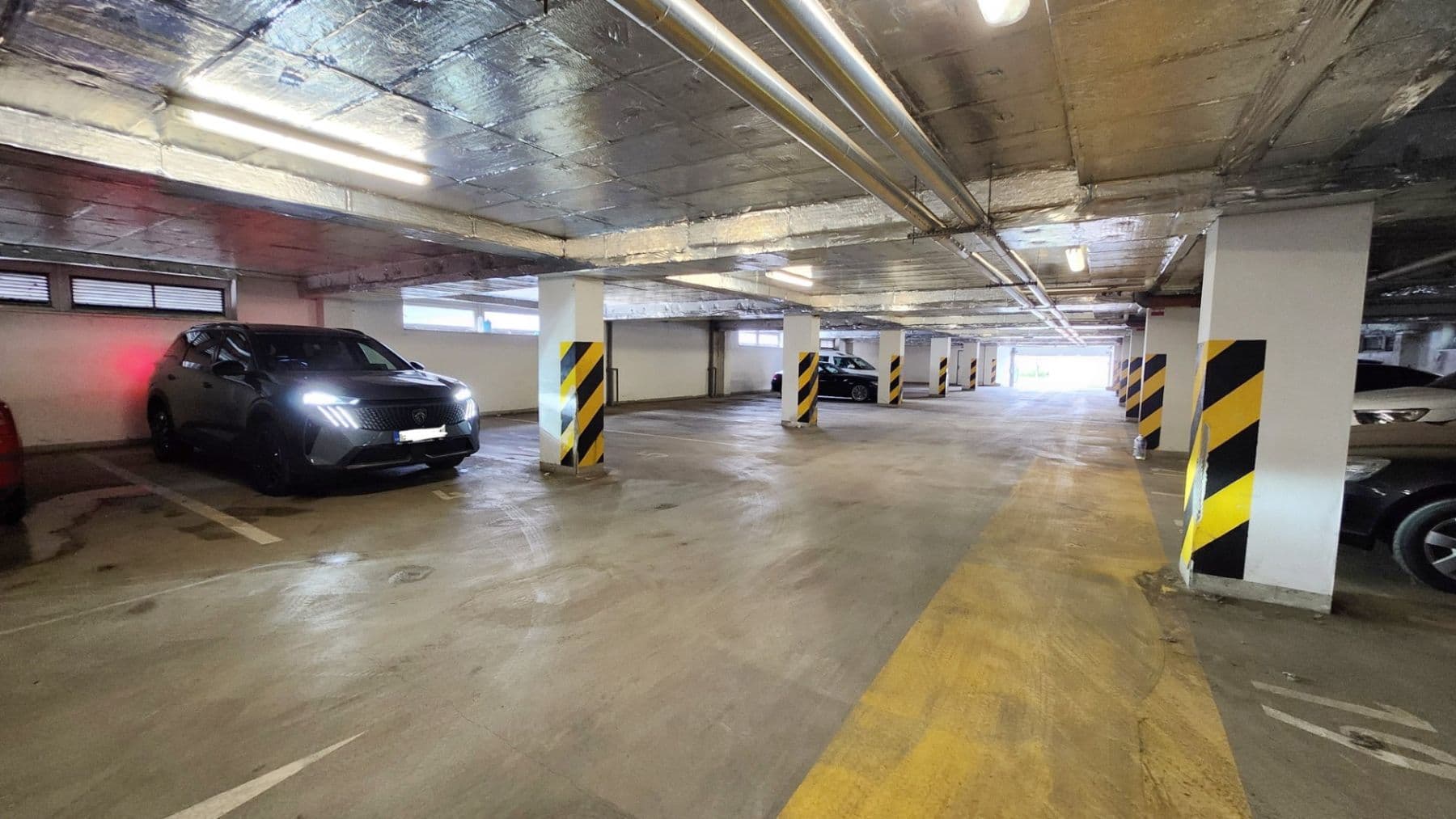 Prenájom bytu 1-izbový 62 m², Novobohdalecká, Praha, Praha Prenájom bytu 1-izbový 62 m², Novobohdalecká, Praha, Praha