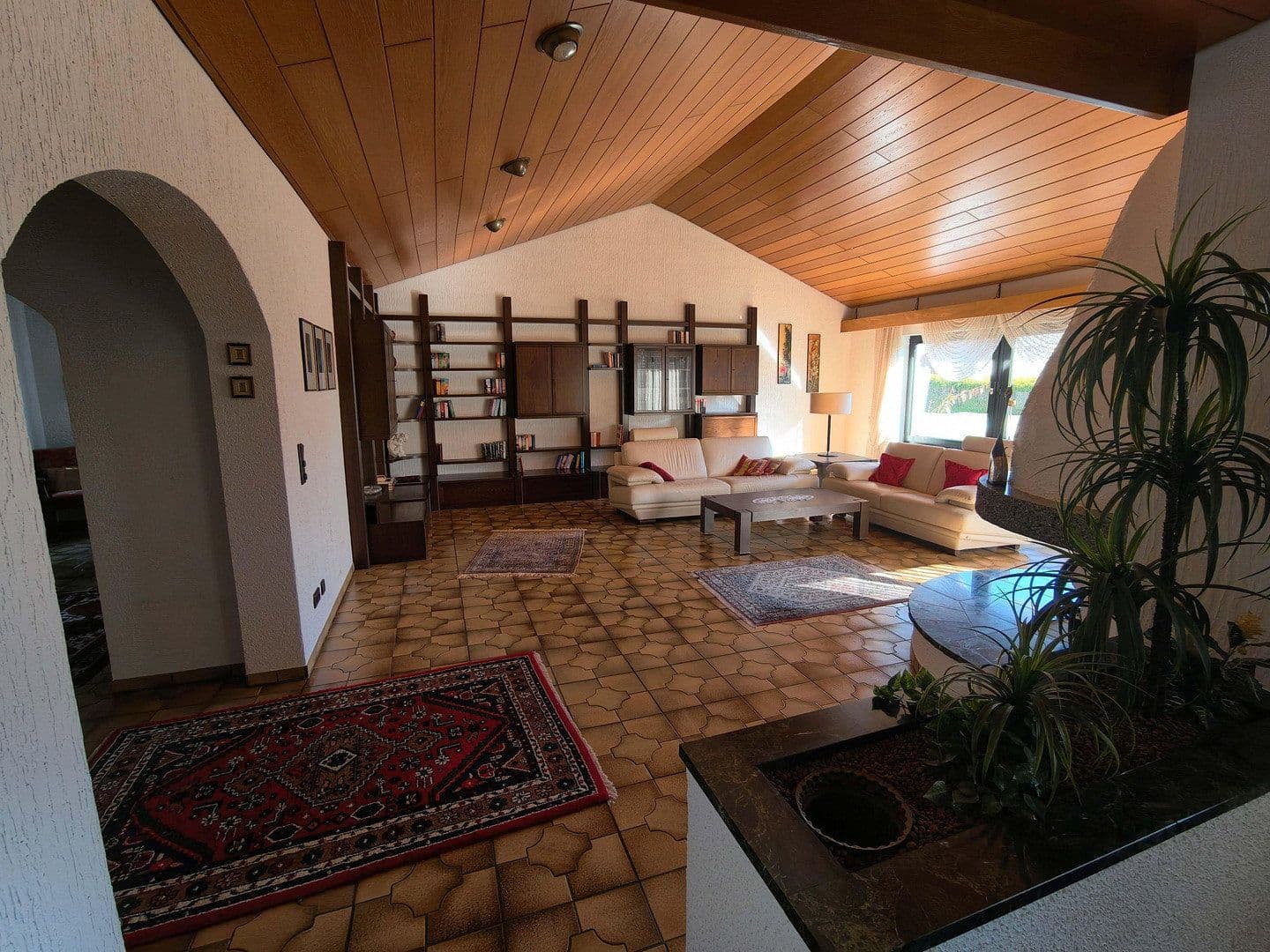 Predaj domu 174 m², pozemek 1.290 m², Obertraubling, Bavorsko Predaj domu 174 m², pozemek 1.290 m², Obertraubling, Bavorsko