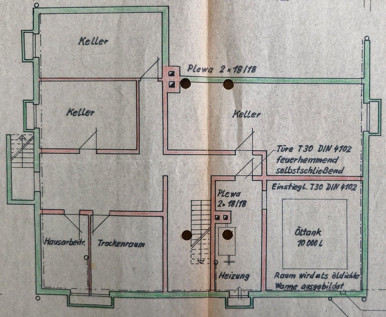 Predaj domu 174 m², pozemek 1.290 m², Obertraubling, Bavorsko Predaj domu 174 m², pozemek 1.290 m², Obertraubling, Bavorsko