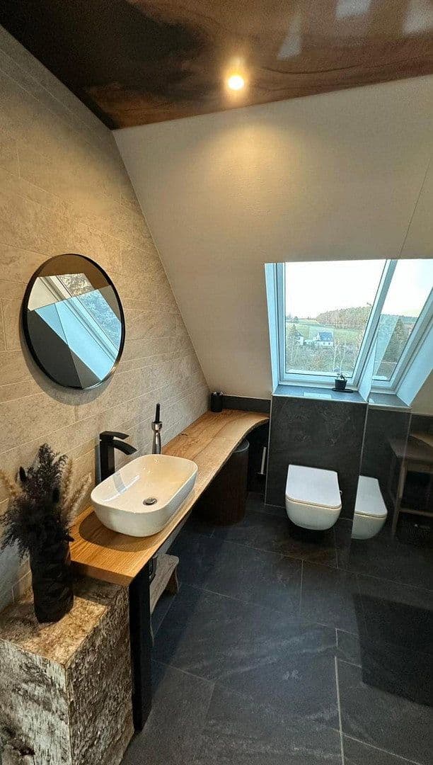 Predaj domu 120 m², pozemek 1.300 m², Langenwetzendorf, Durínsko Predaj domu 120 m², pozemek 1.300 m², Langenwetzendorf, Durínsko