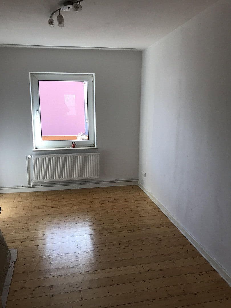 Prenájom bytu 4-izbový 75 m², Wolfenbüttel, Dolné Sasko Prenájom bytu 4-izbový 75 m², Wolfenbüttel, Dolné Sasko