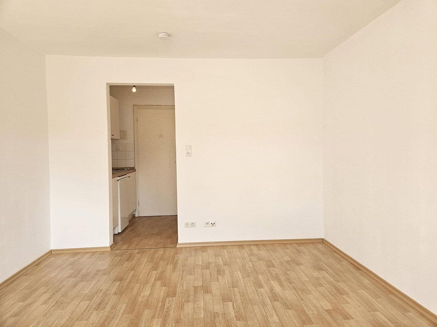Prenájom bytu 1-izbový 20 m², Brecherspitzstraße 3, München, Bavorsko Prenájom bytu 1-izbový 20 m², Brecherspitzstraße 3, München, Bavorsko