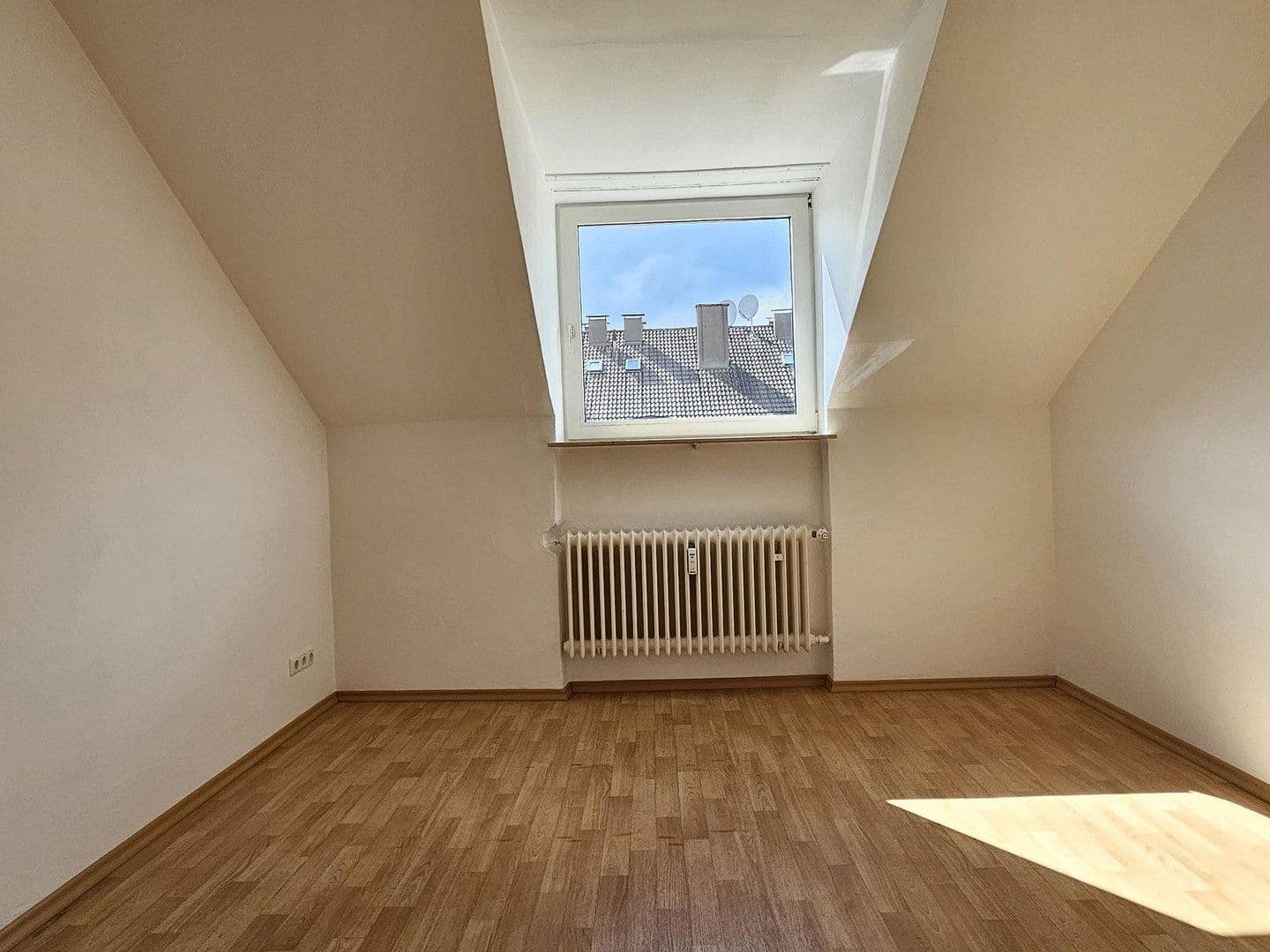 Prenájom bytu 1-izbový 20 m², Brecherspitzstraße 3, München, Bavorsko Prenájom bytu 1-izbový 20 m², Brecherspitzstraße 3, München, Bavorsko