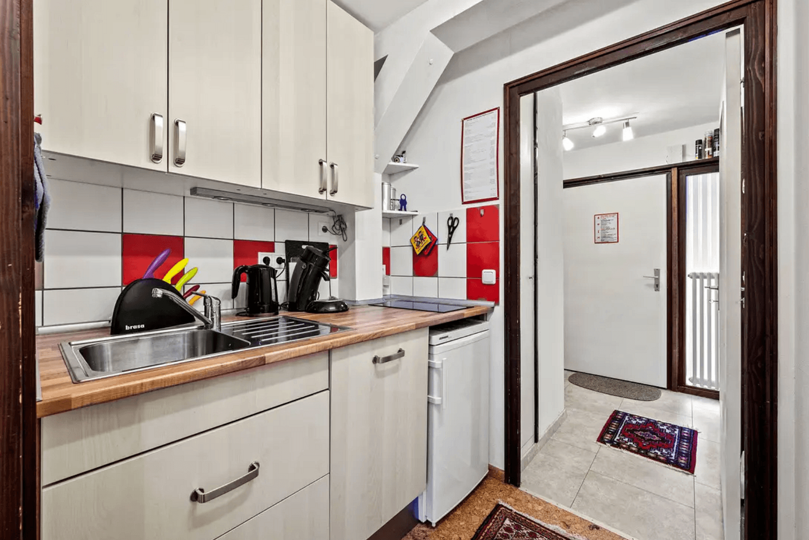Prenájom bytu 1-izbový 42 m², Kiefernstraße 1, Siegsdorf, Bavorsko Prenájom bytu 1-izbový 42 m², Kiefernstraße 1, Siegsdorf, Bavorsko