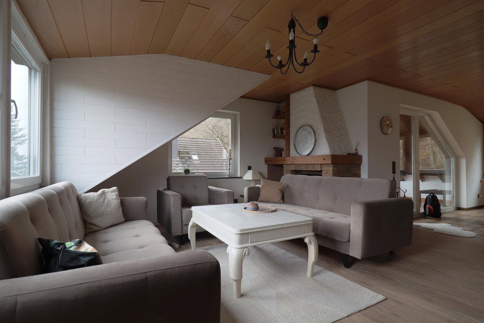 Predaj domu 181 m², pozemek 750 m², Warthweg 7, Daun, Porýnie-Falcko Predaj domu 181 m², pozemek 750 m², Warthweg 7, Daun, Porýnie-Falcko