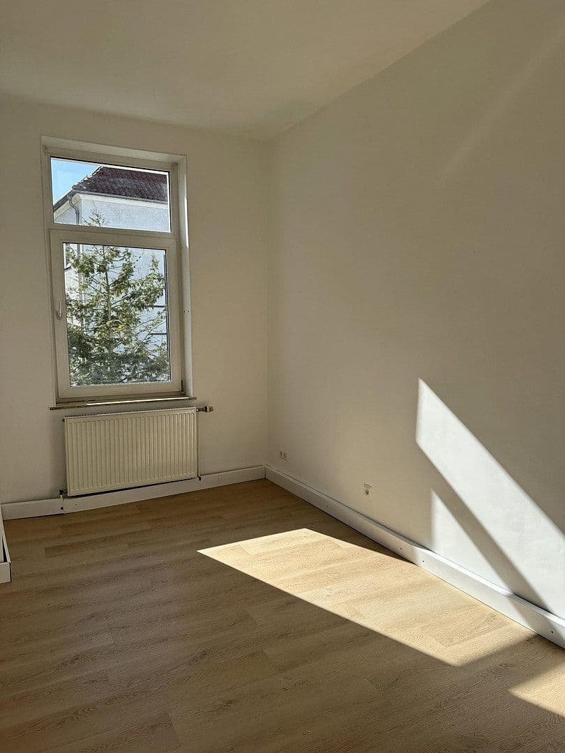 Prenájom bytu 3-izbový 61 m², Hannover, Dolné Sasko Prenájom bytu 3-izbový 61 m², Hannover, Dolné Sasko