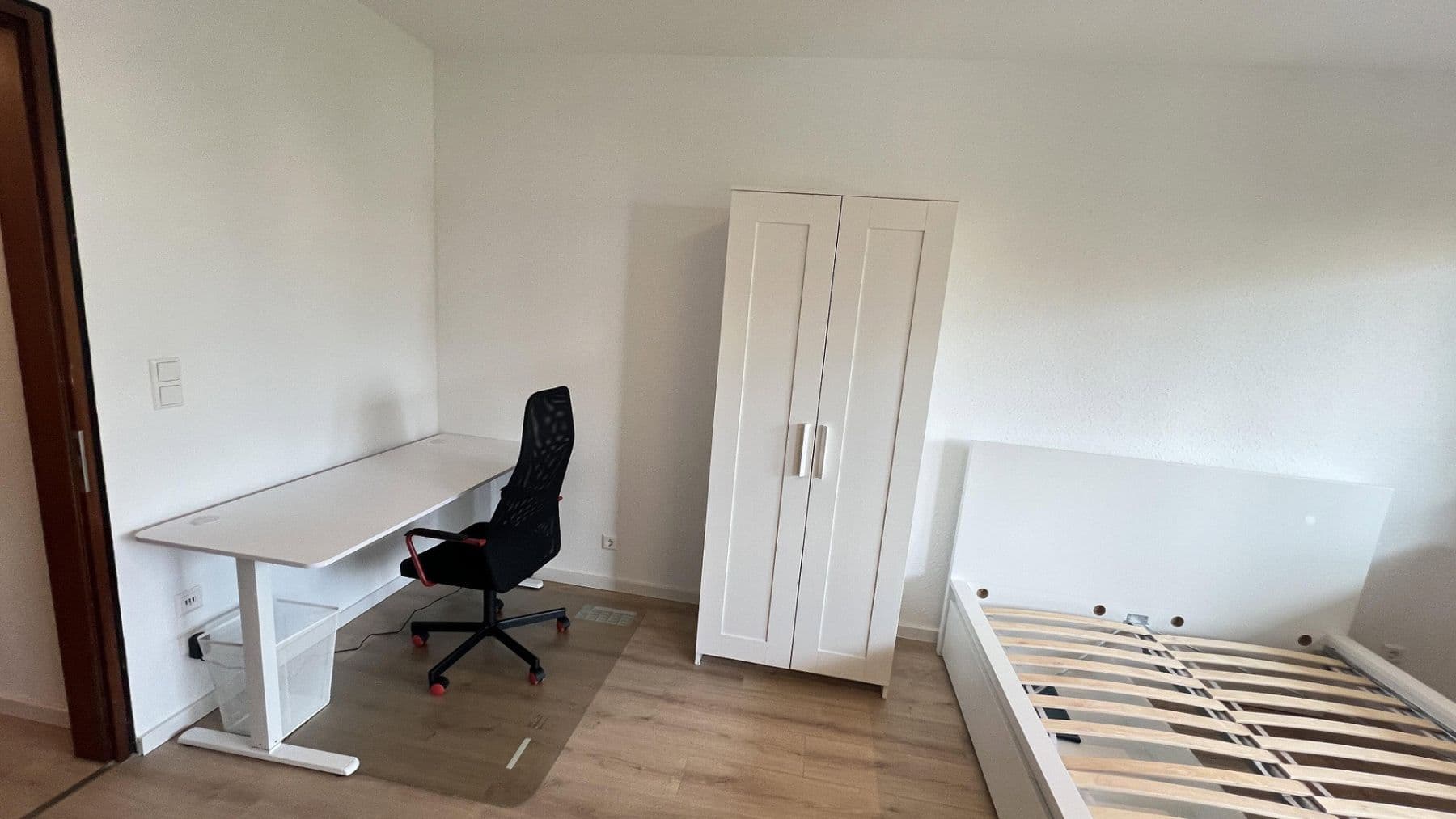 Prenájom bytu 1-izbový 31 m², Brucknerstr. 3, Leutenbach, Bádensko-Wurttembersko Prenájom bytu 1-izbový 31 m², Brucknerstr. 3, Leutenbach, Bádensko-Wurttembersko