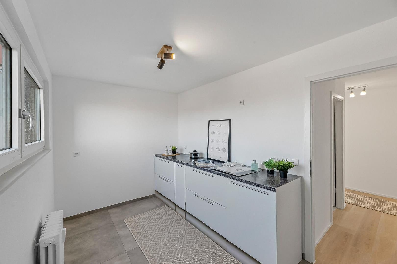 Prenájom bytu 4-izbový 90 m², Eugen-Bolz-Straße 26, Böblingen, Bádensko-Wurttembersko Prenájom bytu 4-izbový 90 m², Eugen-Bolz-Straße 26, Böblingen, Bádensko-Wurttembersko