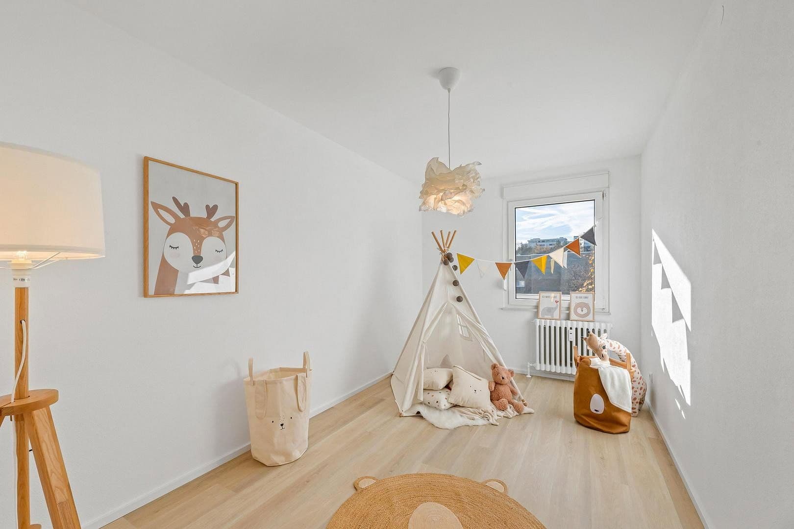 Prenájom bytu 4-izbový 90 m², Eugen-Bolz-Straße 26, Böblingen, Bádensko-Wurttembersko Prenájom bytu 4-izbový 90 m², Eugen-Bolz-Straße 26, Böblingen, Bádensko-Wurttembersko