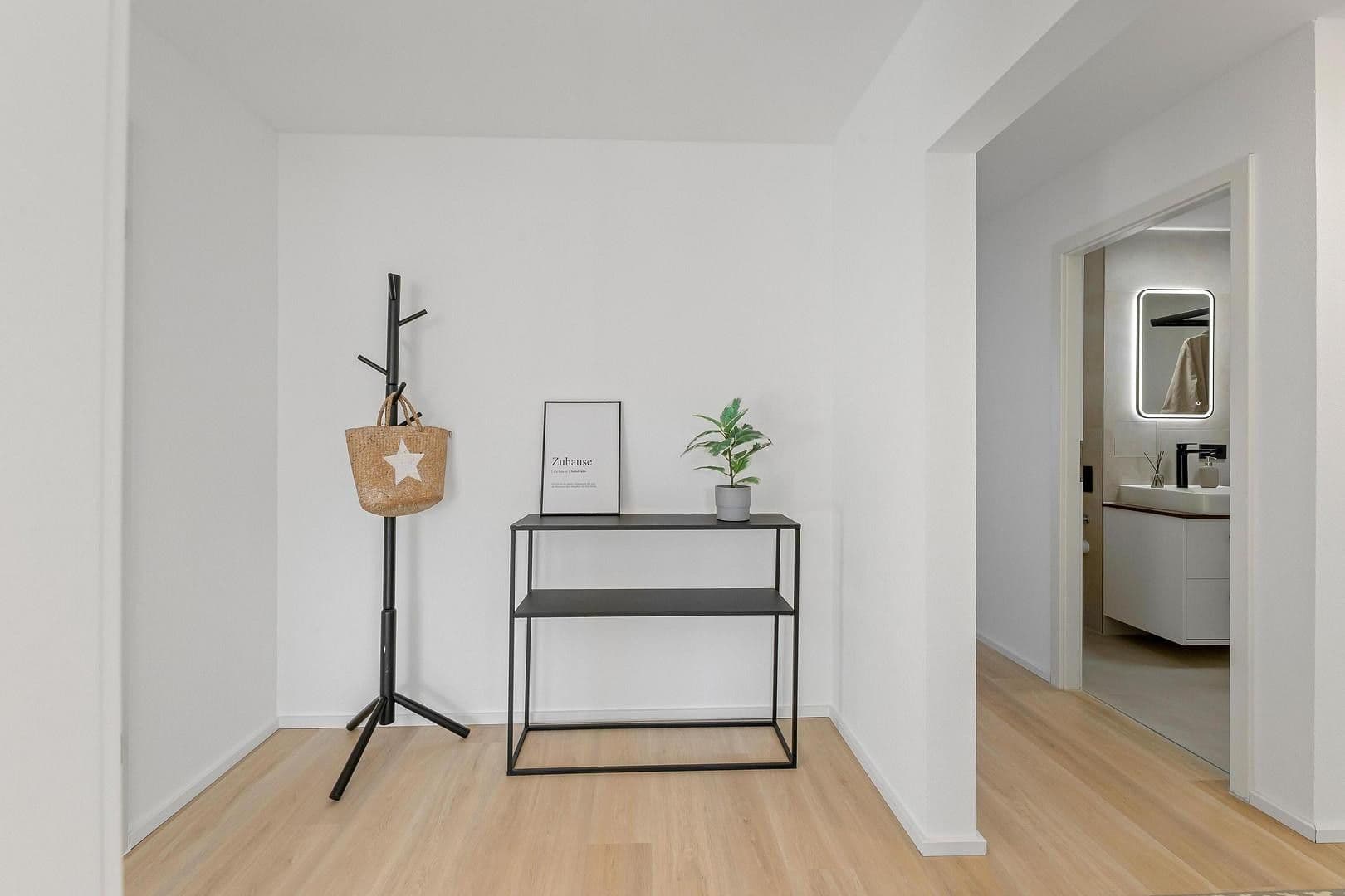Prenájom bytu 4-izbový 90 m², Eugen-Bolz-Straße 26, Böblingen, Bádensko-Wurttembersko Prenájom bytu 4-izbový 90 m², Eugen-Bolz-Straße 26, Böblingen, Bádensko-Wurttembersko