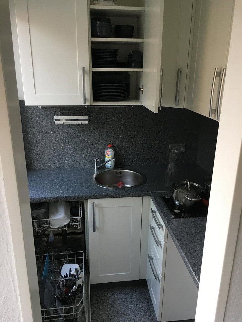 Prenájom bytu 1-izbový 33 m², Hannover, Dolné Sasko Prenájom bytu 1-izbový 33 m², Hannover, Dolné Sasko