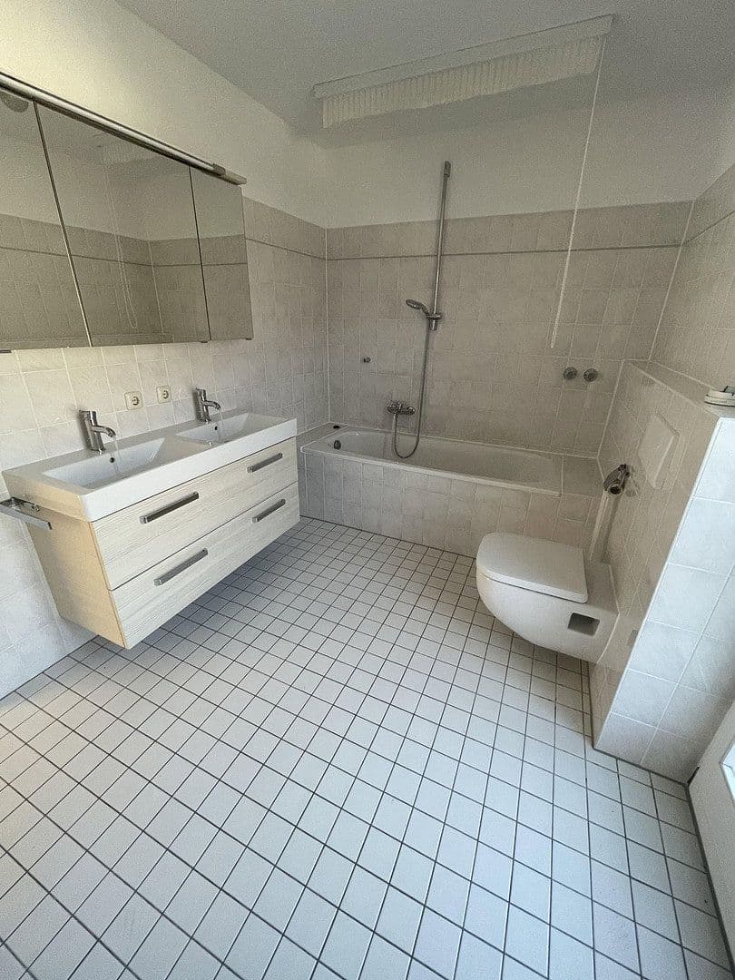 Predaj domu 170 m², pozemek 259 m², Marquartstein, Bavorsko Predaj domu 170 m², pozemek 259 m², Marquartstein, Bavorsko