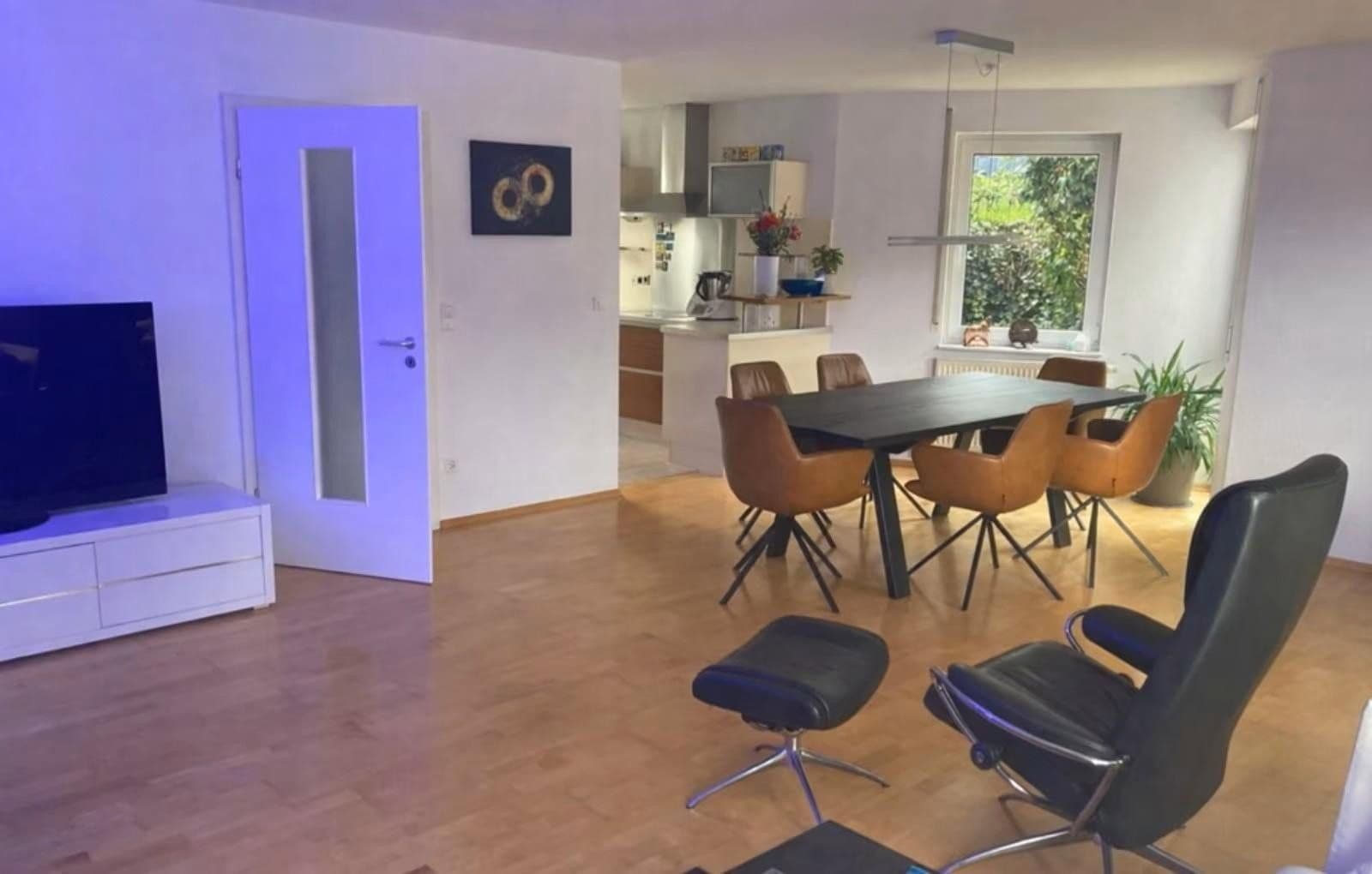 Predaj domu 120 m², pozemek 249 m², Allmersbach im Tal, Bádensko-Wurttembersko Predaj domu 120 m², pozemek 249 m², Allmersbach im Tal, Bádensko-Wurttembersko