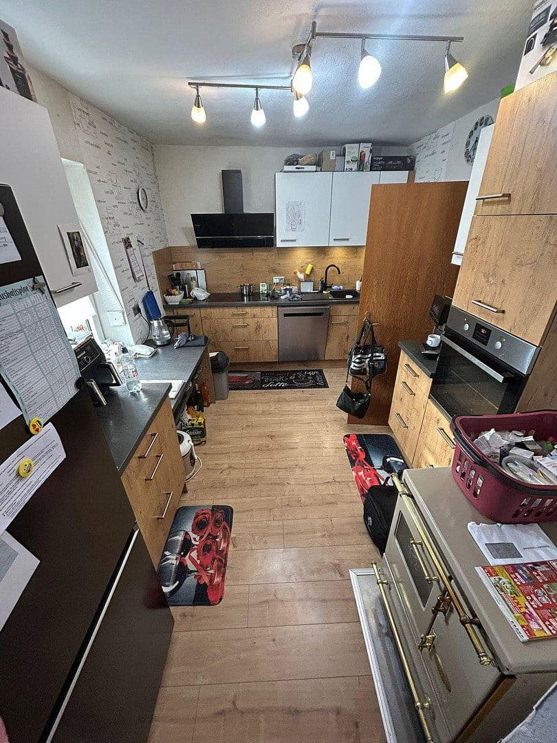 Predaj domu 190 m², pozemek 1.060 m², Fulda, Hesensko Predaj domu 190 m², pozemek 1.060 m², Fulda, Hesensko