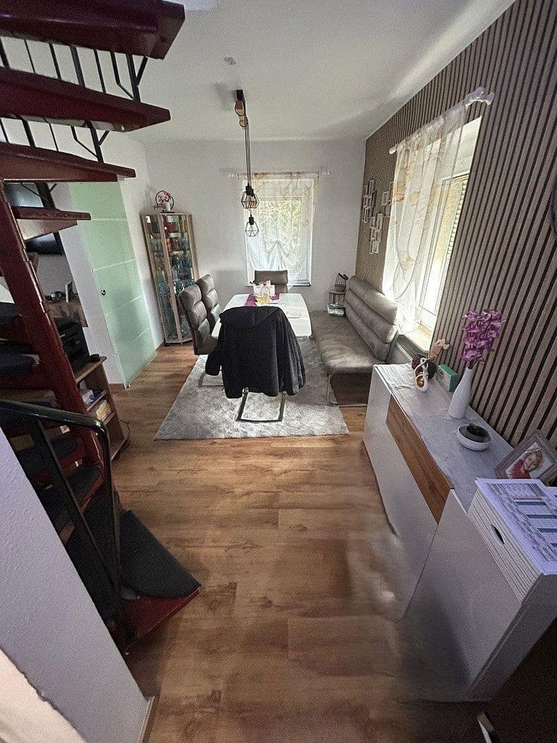 Predaj domu 190 m², pozemek 1.060 m², Fulda, Hesensko Predaj domu 190 m², pozemek 1.060 m², Fulda, Hesensko