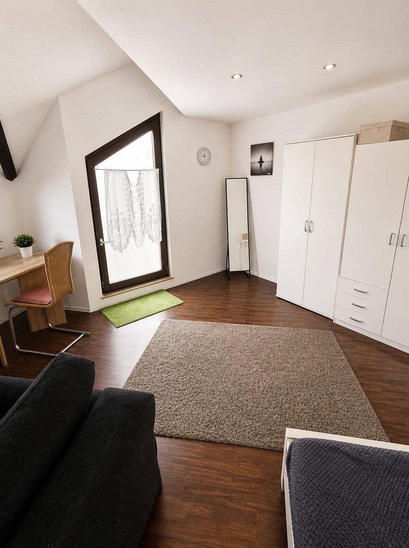 Predaj bytu 1-izbový 34 m², Esslingen am Neckar, Bádensko-Wurttembersko Predaj bytu 1-izbový 34 m², Esslingen am Neckar, Bádensko-Wurttembersko
