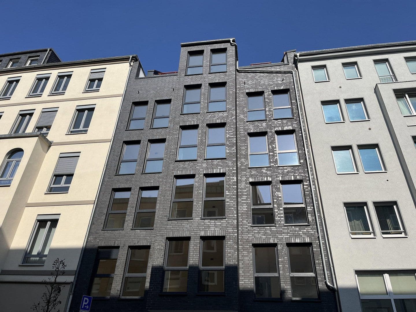 Prenájom bytu 1-izbový 40 m², Lavesstr. 76, Hannover, Dolné Sasko Prenájom bytu 1-izbový 40 m², Lavesstr. 76, Hannover, Dolné Sasko