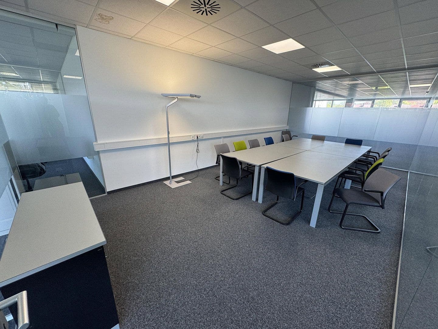 Prenájom kancelárie 1.100 m², Georg-Schumann-Str. 294, Leipzig, Sasko Prenájom kancelárie 1.100 m², Georg-Schumann-Str. 294, Leipzig, Sasko