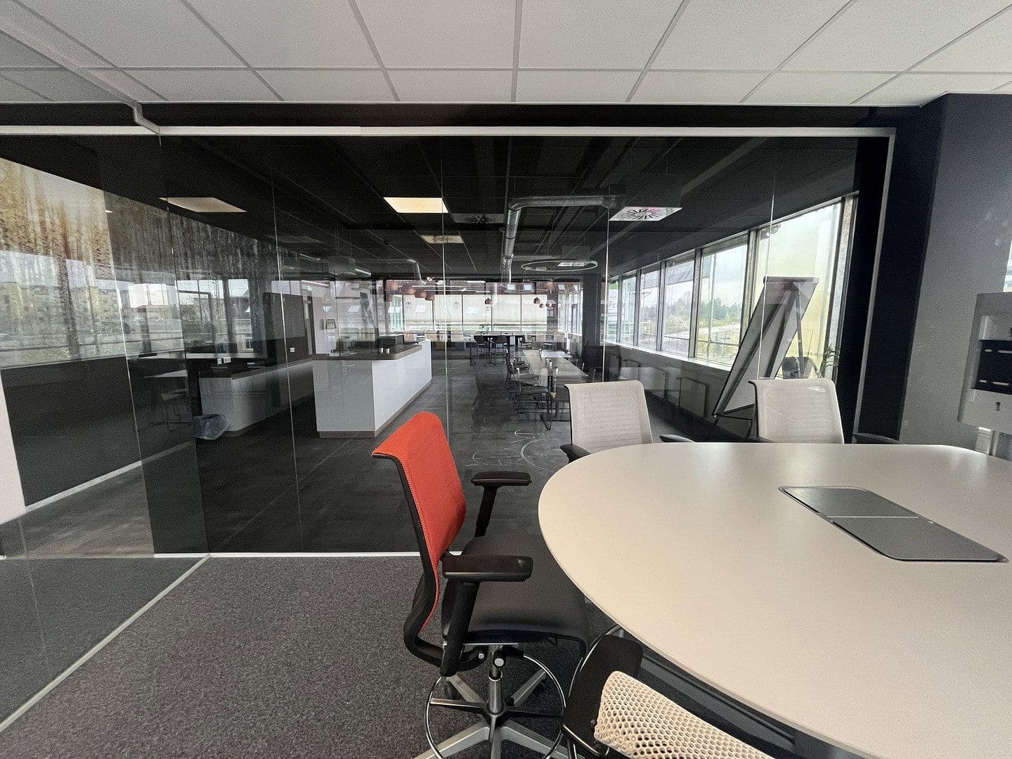 Prenájom kancelárie 1.100 m², Georg-Schumann-Str. 294, Leipzig, Sasko Prenájom kancelárie 1.100 m², Georg-Schumann-Str. 294, Leipzig, Sasko