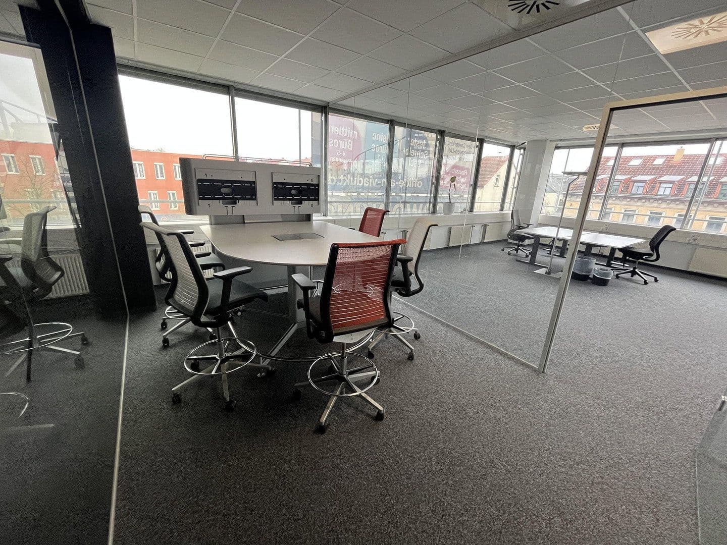 Prenájom kancelárie 1.100 m², Georg-Schumann-Str. 294, Leipzig, Sasko Prenájom kancelárie 1.100 m², Georg-Schumann-Str. 294, Leipzig, Sasko