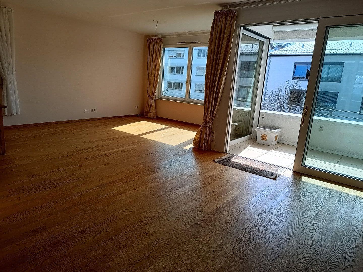 Prenájom bytu 3-izbový 149 m², Sigmaringen, Bádensko-Wurttembersko Prenájom bytu 3-izbový 149 m², Sigmaringen, Bádensko-Wurttembersko