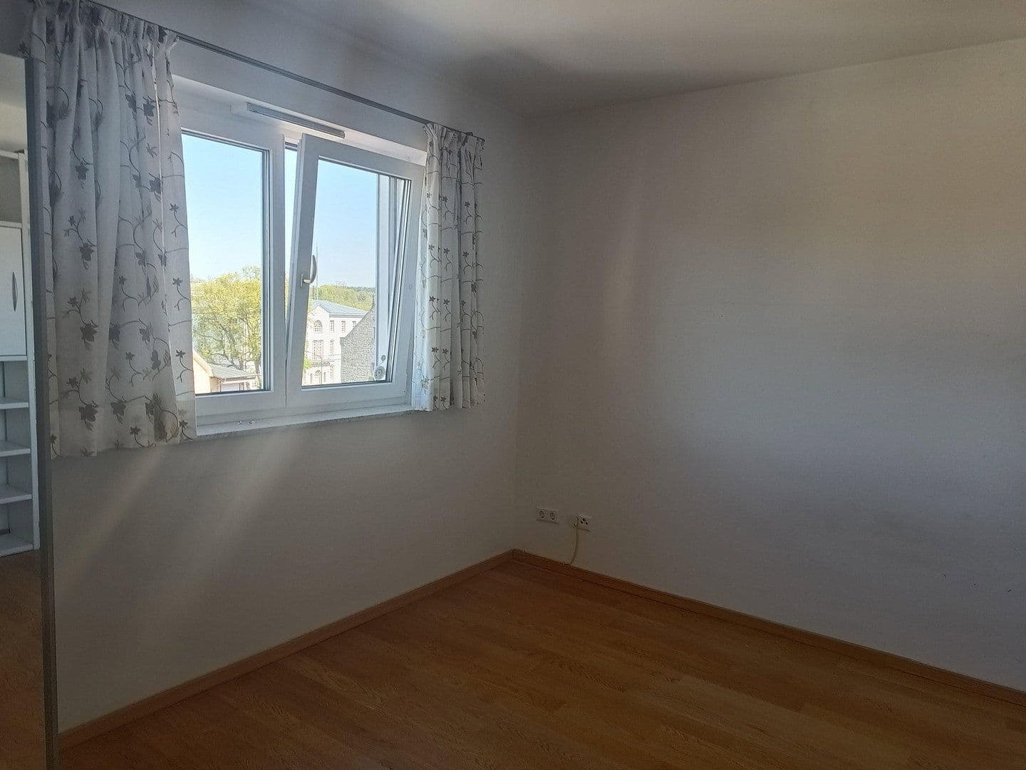 Prenájom bytu 3-izbový 149 m², Sigmaringen, Bádensko-Wurttembersko Prenájom bytu 3-izbový 149 m², Sigmaringen, Bádensko-Wurttembersko