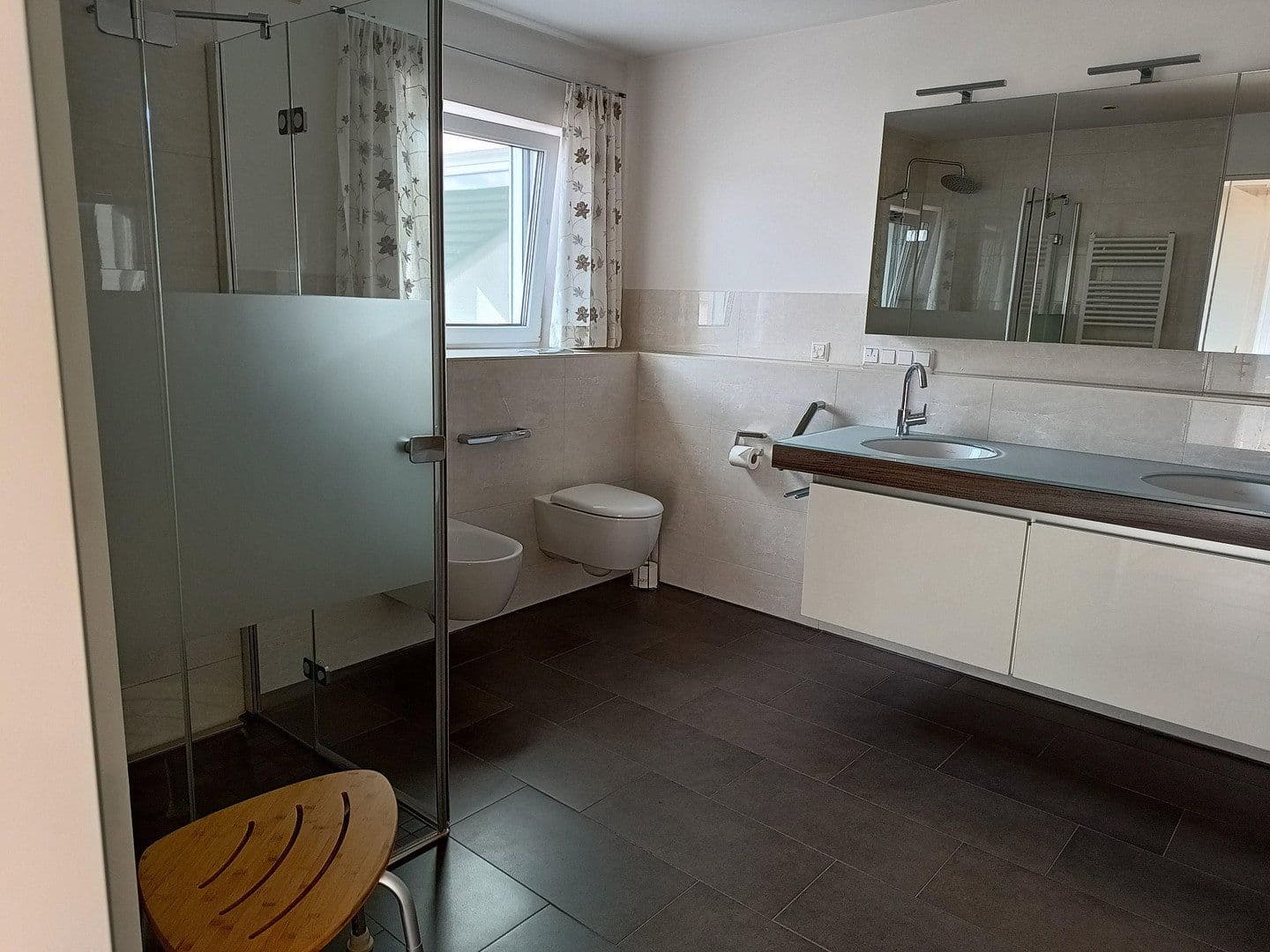 Prenájom bytu 3-izbový 149 m², Sigmaringen, Bádensko-Wurttembersko Prenájom bytu 3-izbový 149 m², Sigmaringen, Bádensko-Wurttembersko