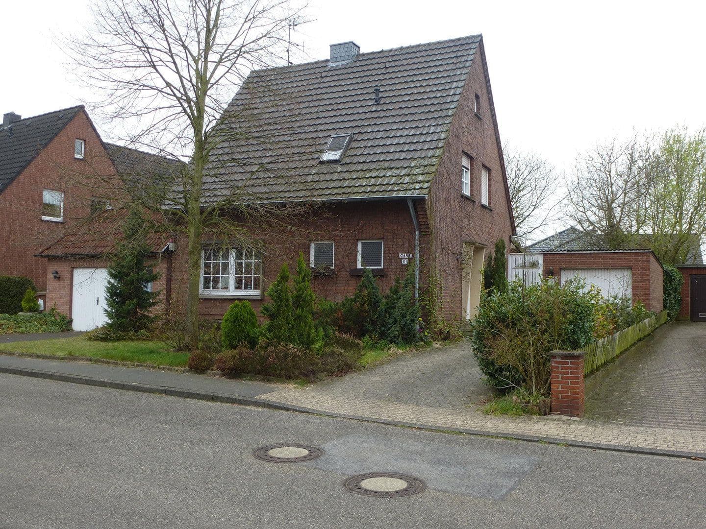 Prenájom domu 160 m², pozemek 720 m², Hubertusstr. 66, Rheurdt, Severné Porýnie - Westfálsko Prenájom domu 160 m², pozemek 720 m², Hubertusstr. 66, Rheurdt, Severné Porýnie - Westfálsko
