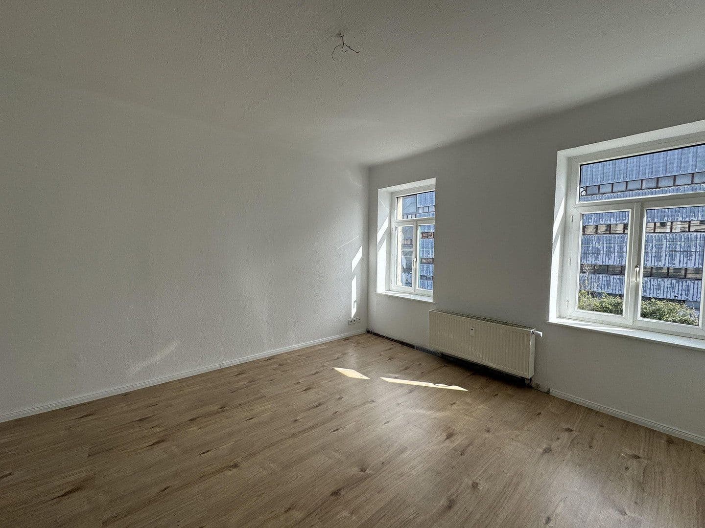 Prenájom bytu 2-izbový 70 m², Albert-Vollsack-Straße 2, Leipzig, Sasko Prenájom bytu 2-izbový 70 m², Albert-Vollsack-Straße 2, Leipzig, Sasko
