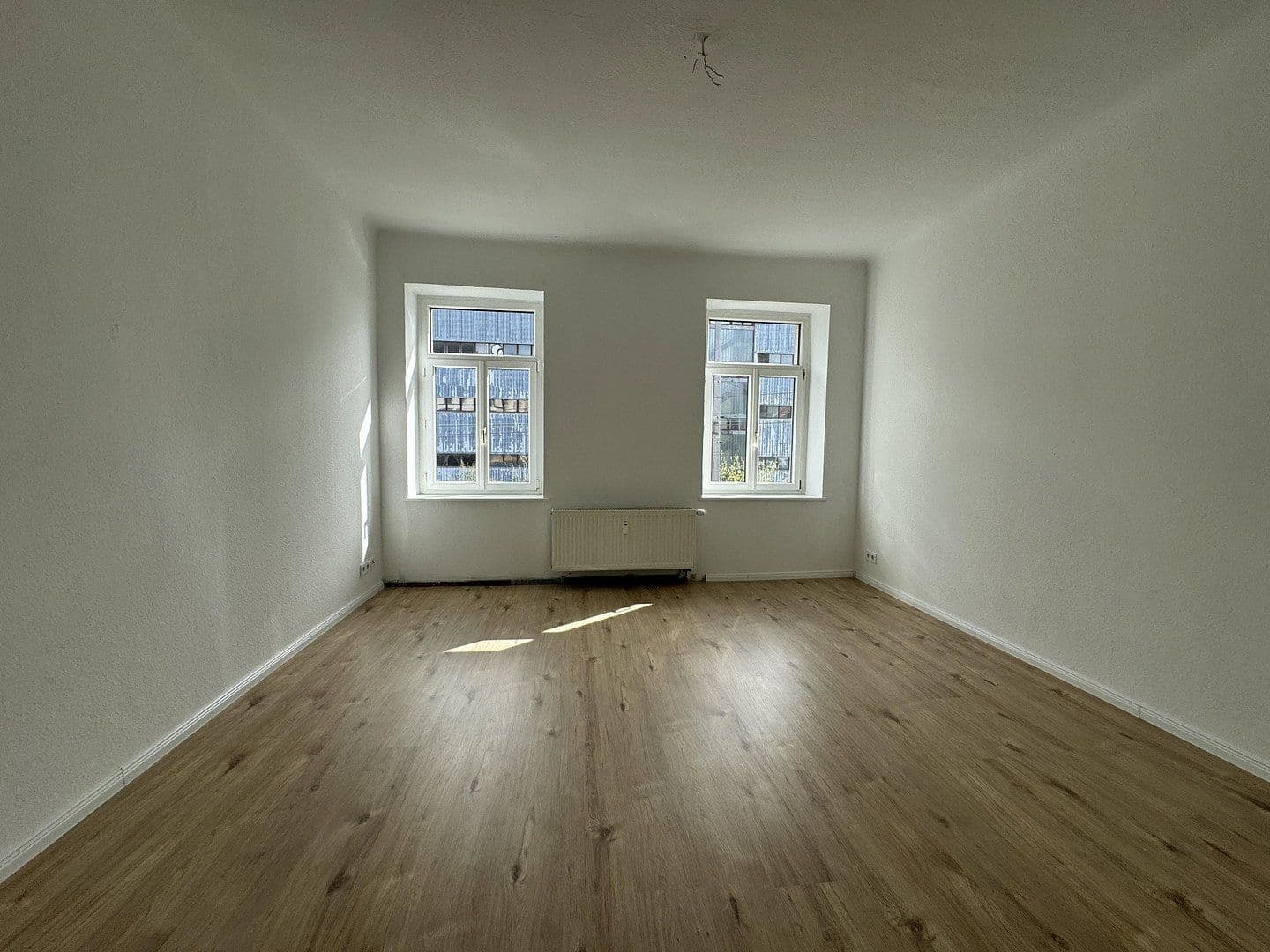 Prenájom bytu 2-izbový 70 m², Albert-Vollsack-Straße 2, Leipzig, Sasko Prenájom bytu 2-izbový 70 m², Albert-Vollsack-Straße 2, Leipzig, Sasko