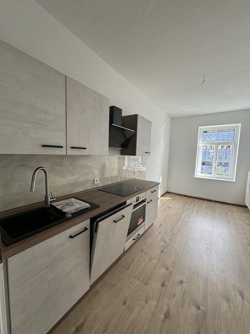 Prenájom bytu 2-izbový 70 m², Albert-Vollsack-Straße 2, Leipzig, Sasko Prenájom bytu 2-izbový 70 m², Albert-Vollsack-Straße 2, Leipzig, Sasko