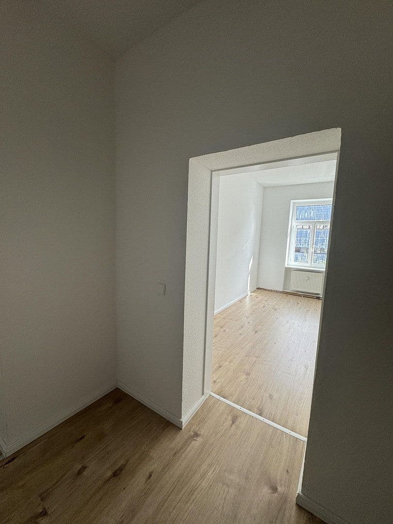 Prenájom bytu 2-izbový 70 m², Albert-Vollsack-Straße 2, Leipzig, Sasko Prenájom bytu 2-izbový 70 m², Albert-Vollsack-Straße 2, Leipzig, Sasko