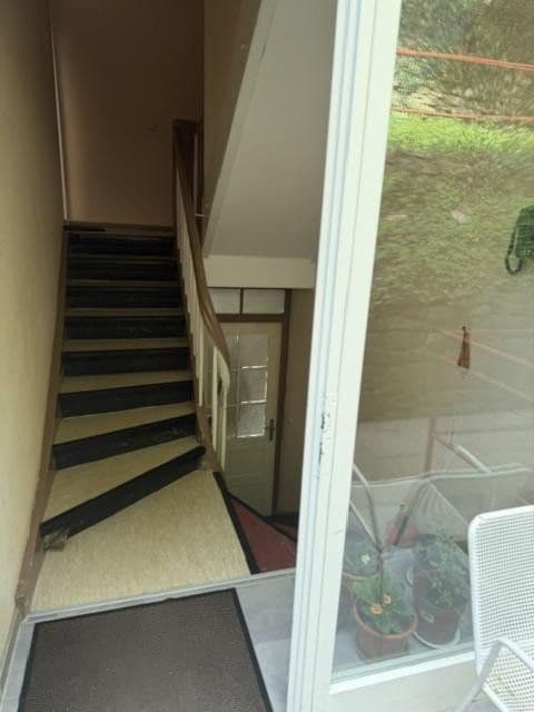 Predaj domu 214 m², pozemek 700 m², Happeyweg 3, Neuenbürg, Bádensko-Wurttembersko Predaj domu 214 m², pozemek 700 m², Happeyweg 3, Neuenbürg, Bádensko-Wurttembersko