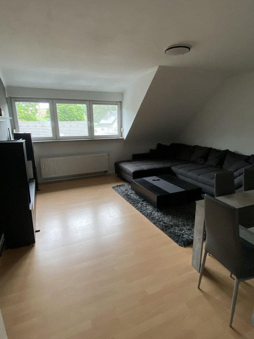 Prenájom bytu 3-izbový 81 m², Rheurdter Str. 32, Rheurdt, Severné Porýnie - Westfálsko Prenájom bytu 3-izbový 81 m², Rheurdter Str. 32, Rheurdt, Severné Porýnie - Westfálsko