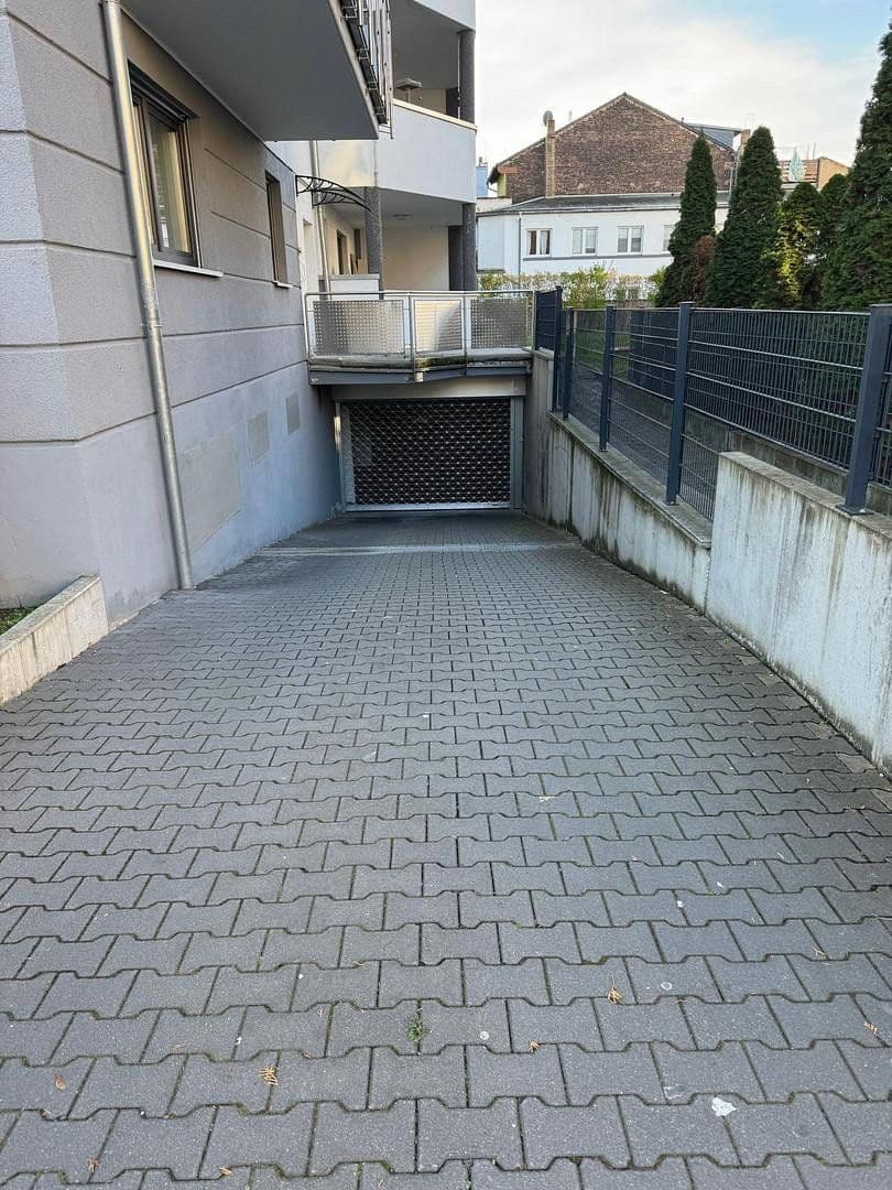 Prenájom bytu 3-izbový 79 m², Landgrafenstrasse 1, Offenbach, Hesensko Prenájom bytu 3-izbový 79 m², Landgrafenstrasse 1, Offenbach, Hesensko