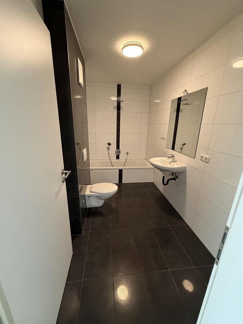 Prenájom bytu 3-izbový 79 m², Landgrafenstrasse 1, Offenbach, Hesensko Prenájom bytu 3-izbový 79 m², Landgrafenstrasse 1, Offenbach, Hesensko
