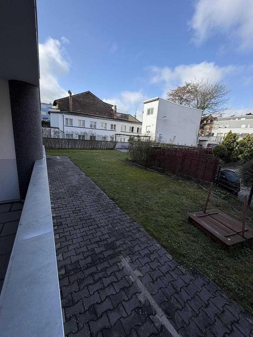 Prenájom bytu 3-izbový 79 m², Landgrafenstrasse 1, Offenbach, Hesensko Prenájom bytu 3-izbový 79 m², Landgrafenstrasse 1, Offenbach, Hesensko