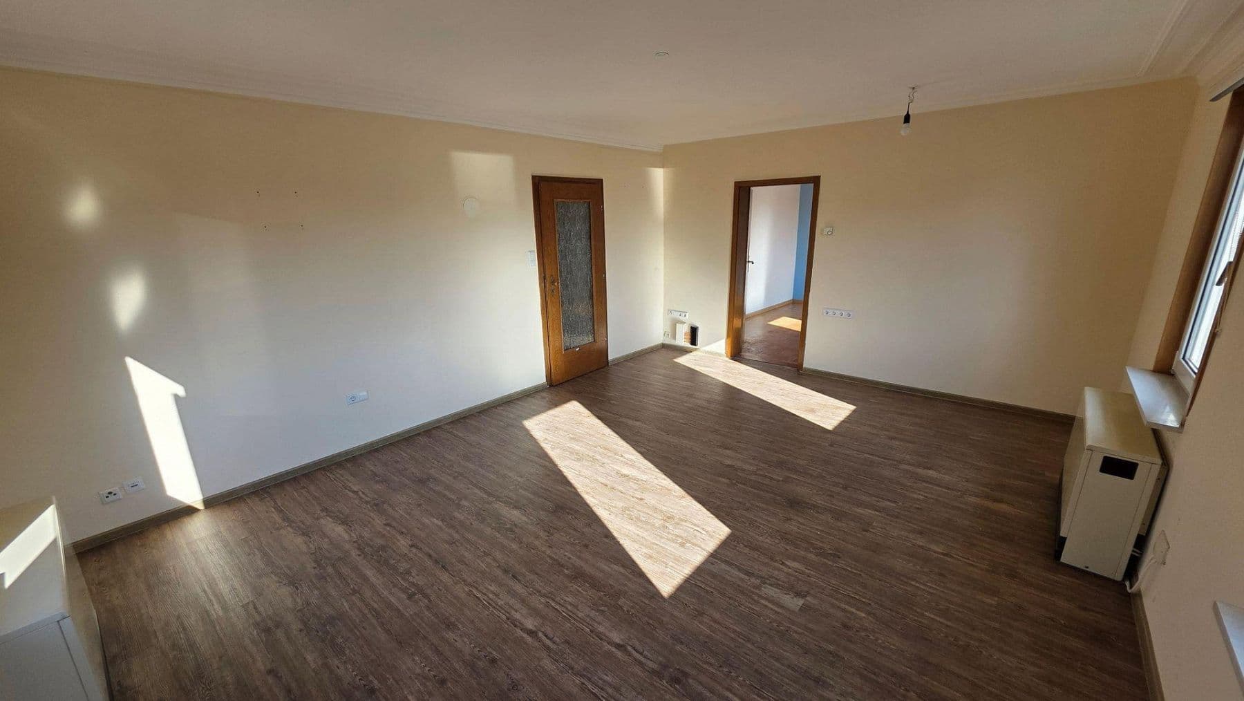 Predaj domu 225 m², pozemek 1.180 m², Göppinger Str. 1, Rechberghausen, Bádensko-Wurttembersko Predaj domu 225 m², pozemek 1.180 m², Göppinger Str. 1, Rechberghausen, Bádensko-Wurttembersko