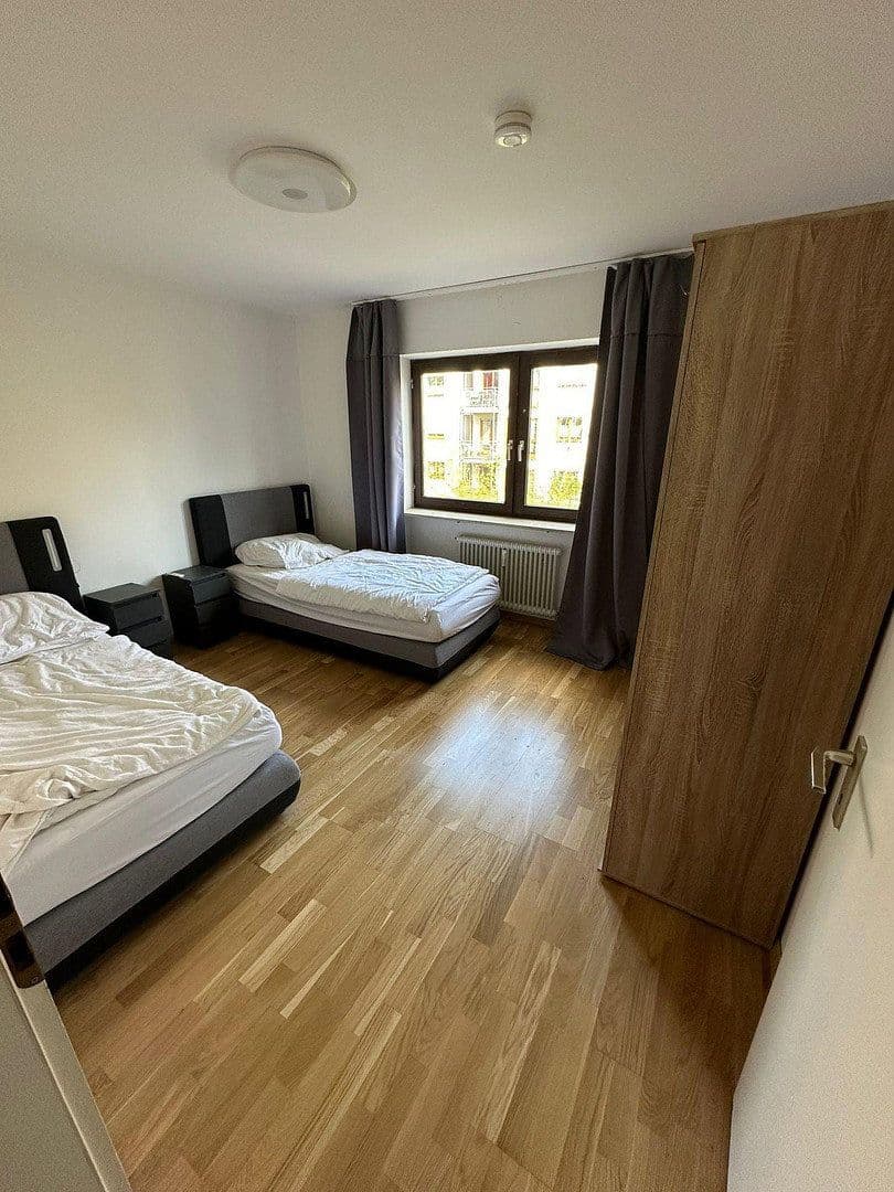 Prenájom bytu 3-izbový 89 m², Am Kellerberg 5, Fürth, Bavorsko Prenájom bytu 3-izbový 89 m², Am Kellerberg 5, Fürth, Bavorsko