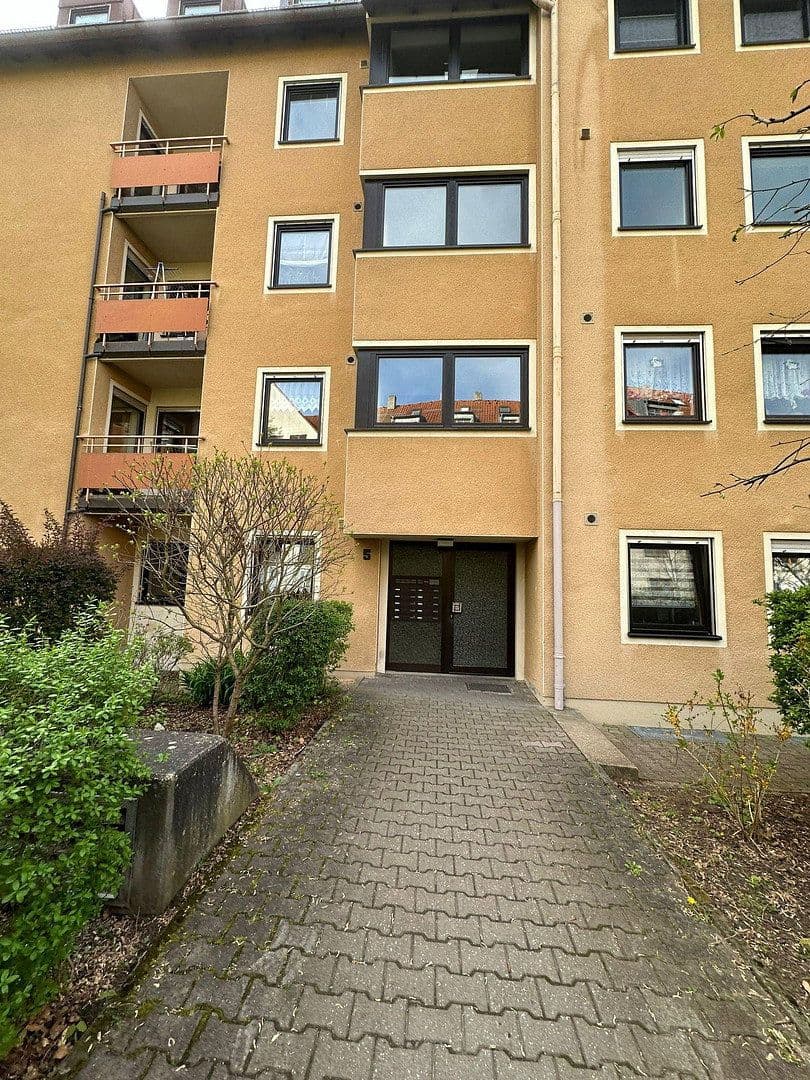 Prenájom bytu 3-izbový 89 m², Am Kellerberg 5, Fürth, Bavorsko Prenájom bytu 3-izbový 89 m², Am Kellerberg 5, Fürth, Bavorsko