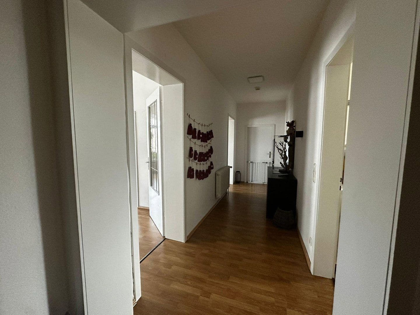 Prenájom bytu 4-izbový 140 m², Westenfelder Staße 48, Bochum OT Wattenscheid, Severné Porýnie - Westfálsko Prenájom bytu 4-izbový 140 m², Westenfelder Staße 48, Bochum OT Wattenscheid, Severné Porýnie - Westfálsko