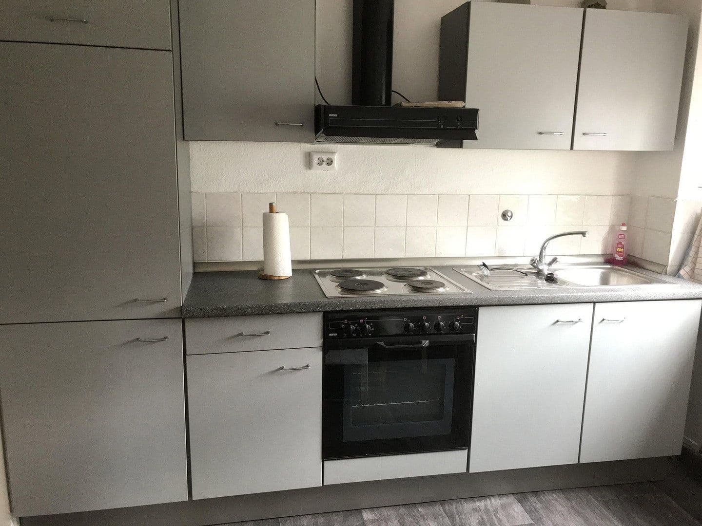 Predaj domu 130 m², pozemek 473 m², Oftersheim, Bádensko-Wurttembersko Predaj domu 130 m², pozemek 473 m², Oftersheim, Bádensko-Wurttembersko