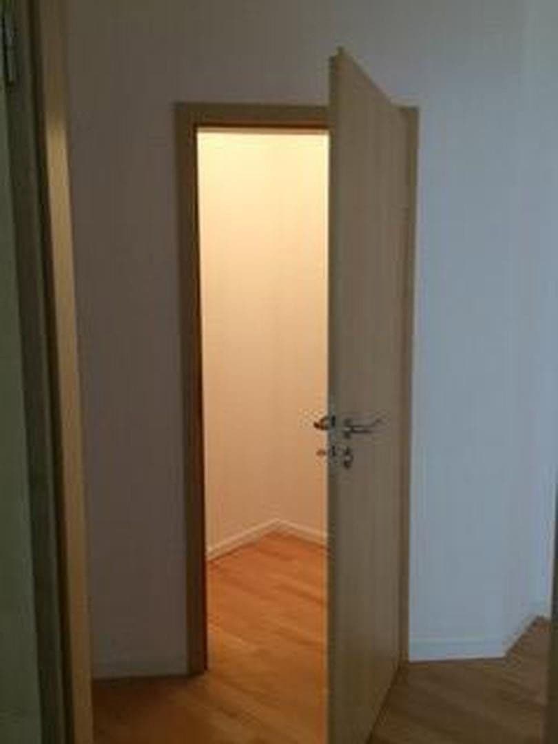 Prenájom bytu 3-izbový 83 m², Magdeburg, Sasko-Anhaltsko Prenájom bytu 3-izbový 83 m², Magdeburg, Sasko-Anhaltsko