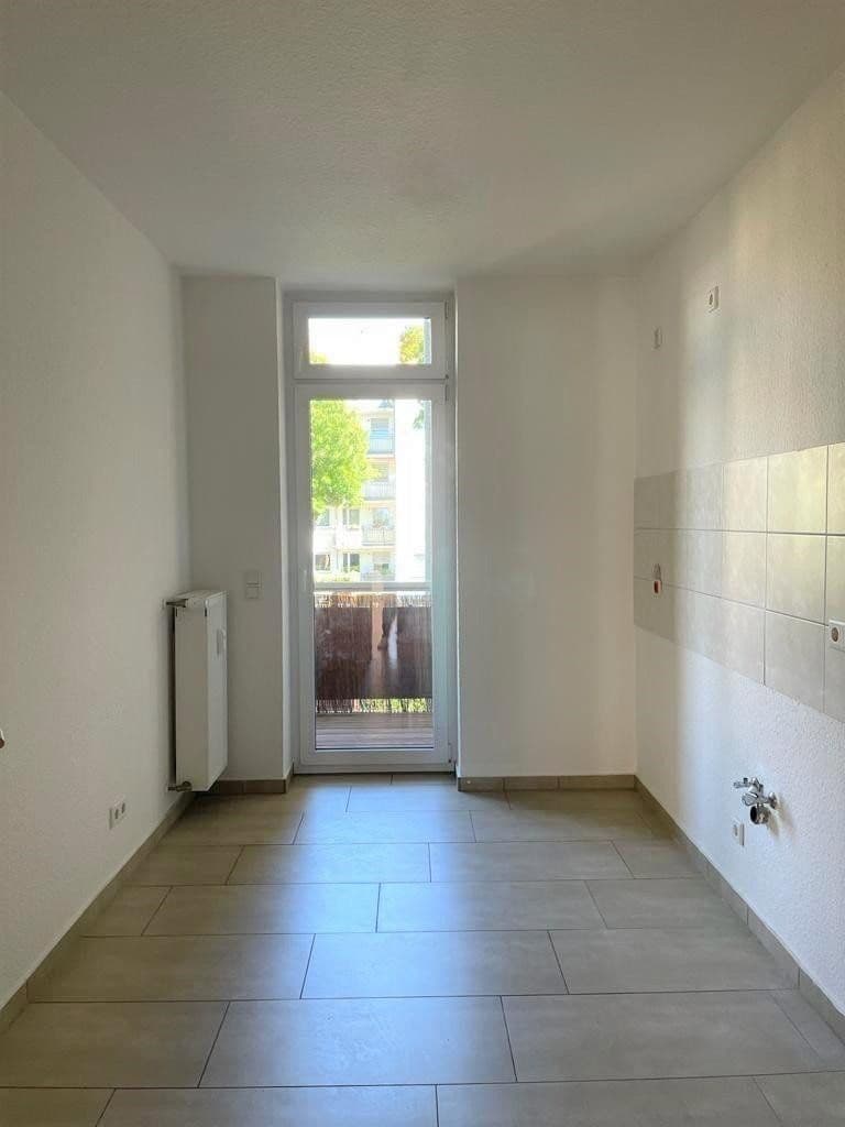 Prenájom bytu 3-izbový 83 m², Magdeburg, Sasko-Anhaltsko Prenájom bytu 3-izbový 83 m², Magdeburg, Sasko-Anhaltsko