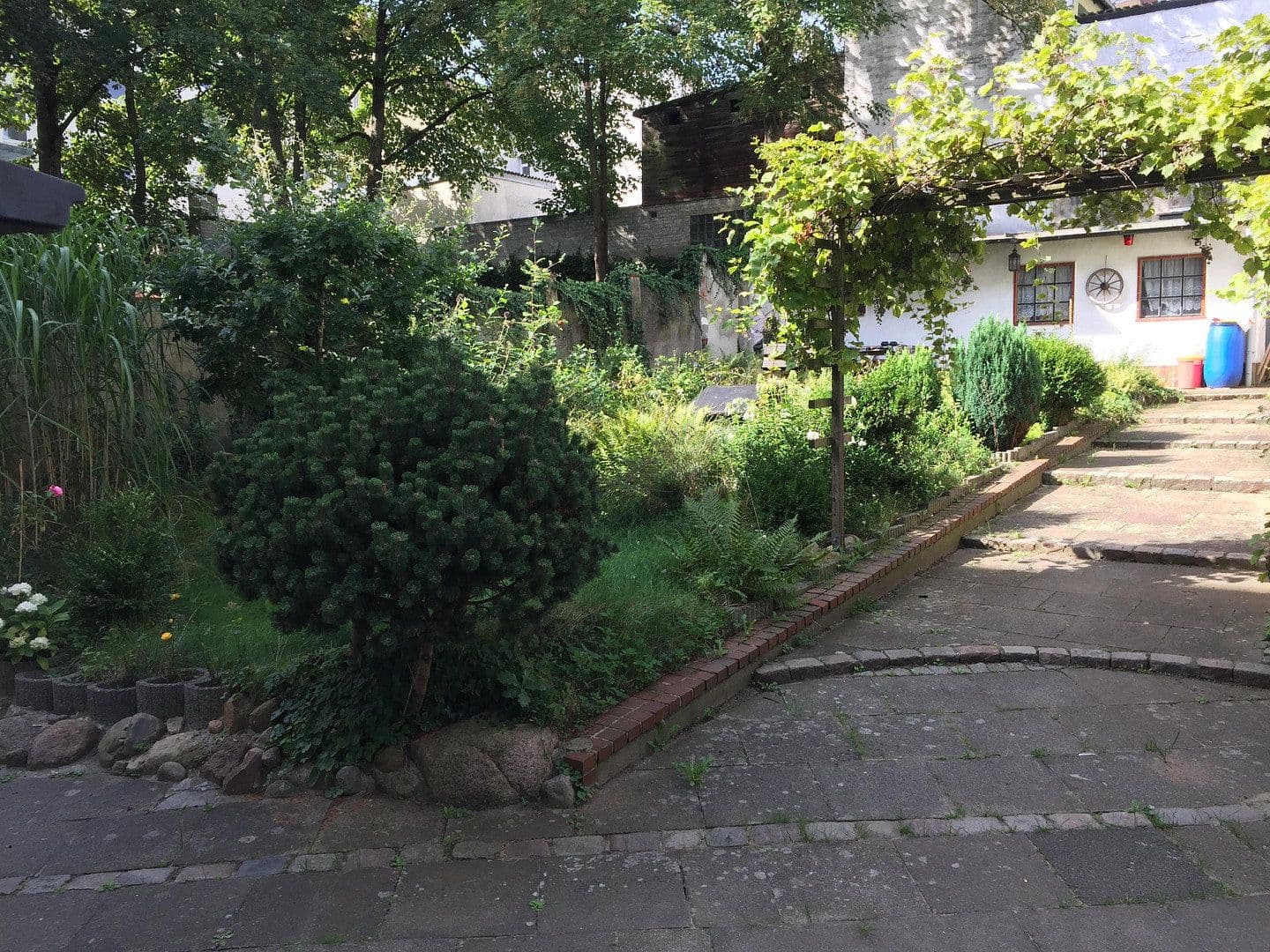 Predaj domu 437 m², pozemek 472 m², Eddelbüttelstraße 25, 25a, Hamburg-Harburg, Hamburg Predaj domu 437 m², pozemek 472 m², Eddelbüttelstraße 25, 25a, Hamburg-Harburg, Hamburg