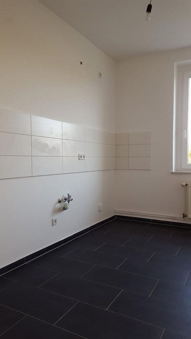 Prenájom bytu 3-izbový 65 m², Magdeburg, Sasko-Anhaltsko Prenájom bytu 3-izbový 65 m², Magdeburg, Sasko-Anhaltsko